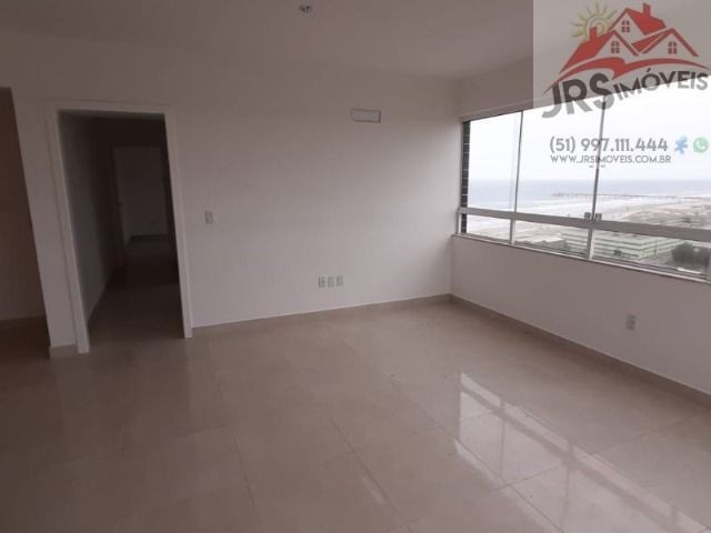 Maravilhoso apto com 02 dorm (01 suite), amplo, com vista pro mar - Foto 4