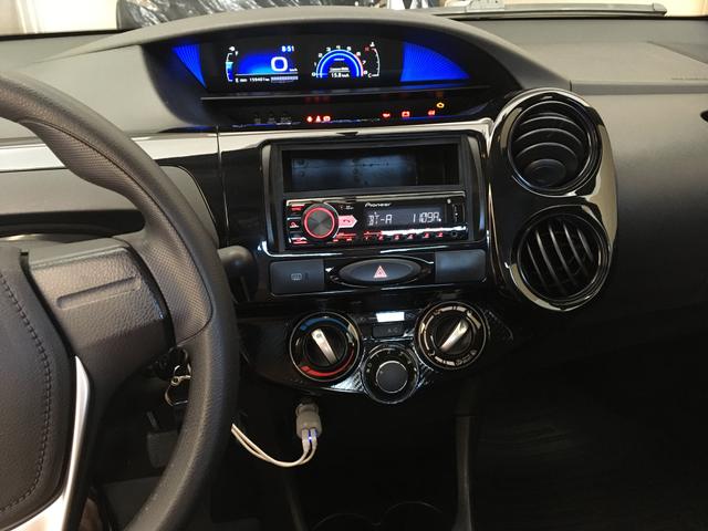 Vendo Toyota Etios sedan Branco - Foto 6