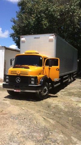 CAMINHÃO MERCEDES 1513