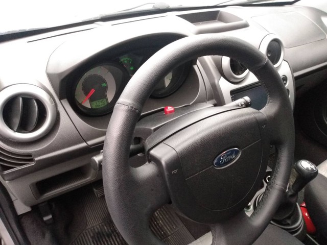 Fiesta sedan 1.6 completo - Foto 4