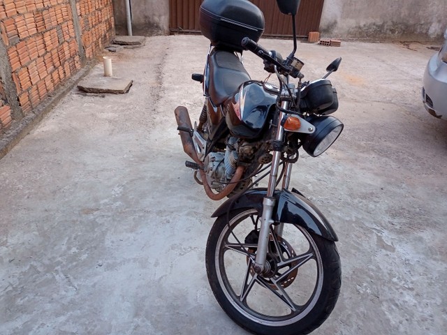 MOTO SUZUKI