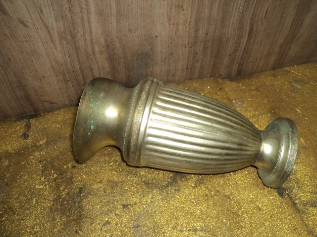 jarro antigo bronze /latao 40cnt ,]peça / - Foto 3