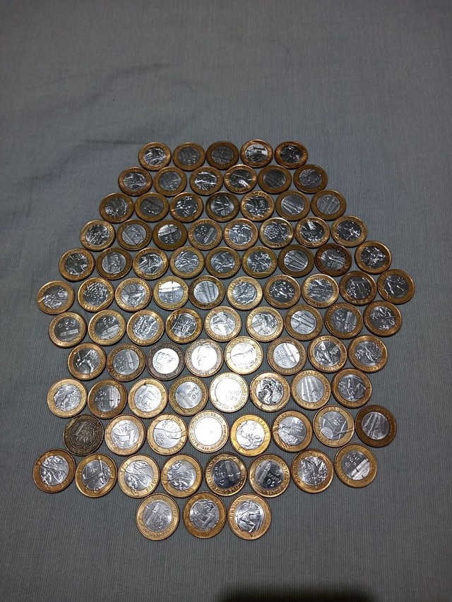 90 moedas raras