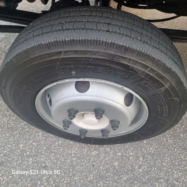 Ford cargo modelo 816 baú ano 2013 - Foto 8