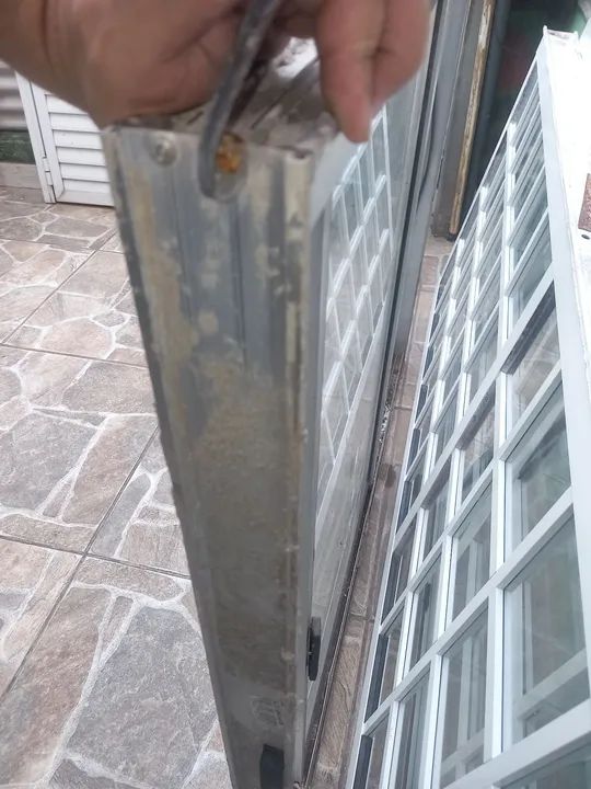 Janelas de Alumínio Usada - Foto 4
