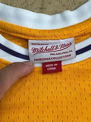 Regata Lakers Kobe Bryant Mitchell & Ness Authentic Masculina Amarelo - Foto 5