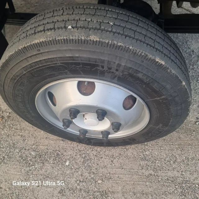 Ford cargo modelo 816 baú ano 2013 - Foto 9