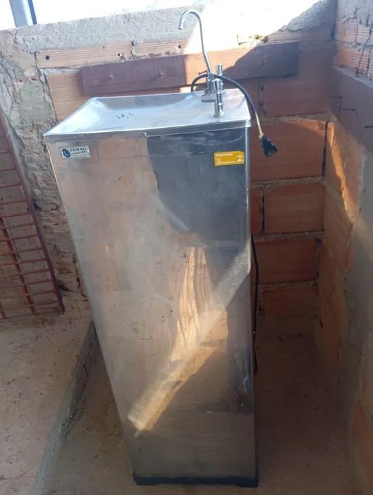 Bebedouro de agua  - Foto 2