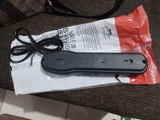 Vendo um filtro de linha com 5 tomadas - Foto 2