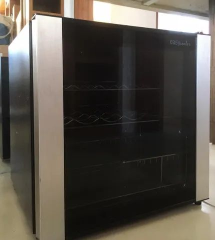 Adega Climatizada Easycooler / 16 Garrafas (com Compressor)