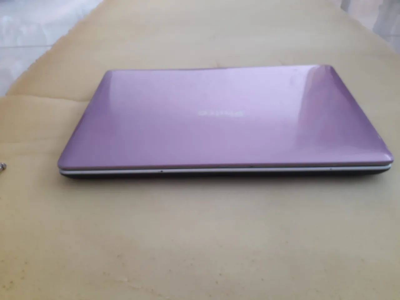 Notebook Lilás Philco