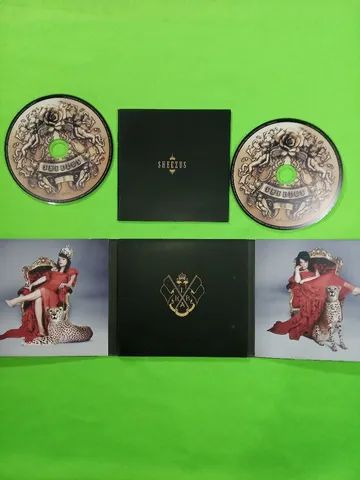 CD Sheezus Lily Allen Deluxe Duplo Importado - Foto 2