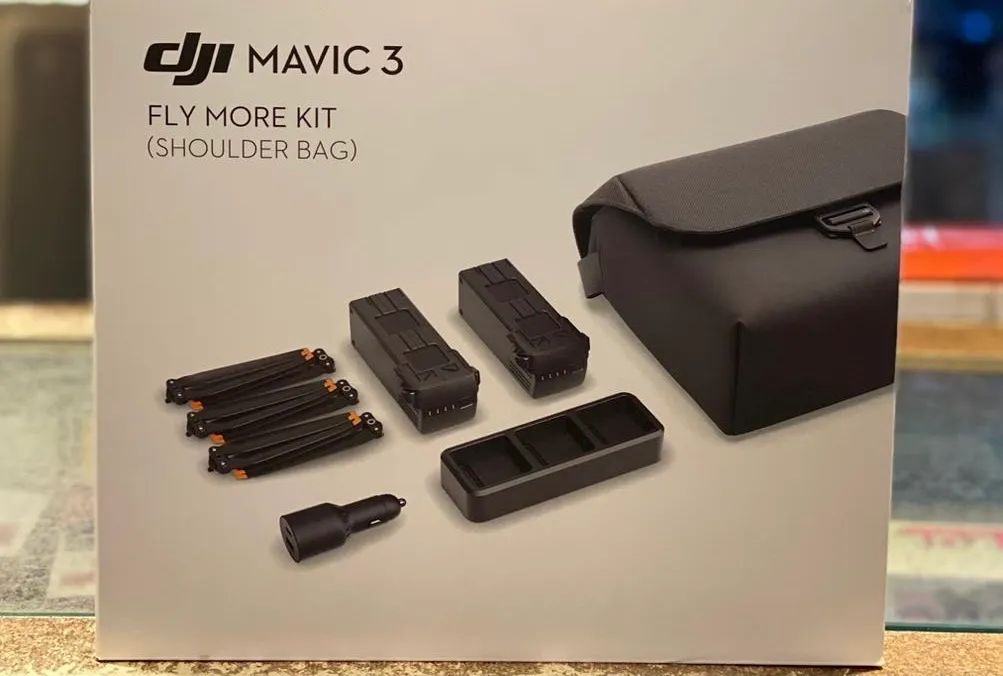Kit Dji Mavic 3 Fly More Combo novo lacrado 