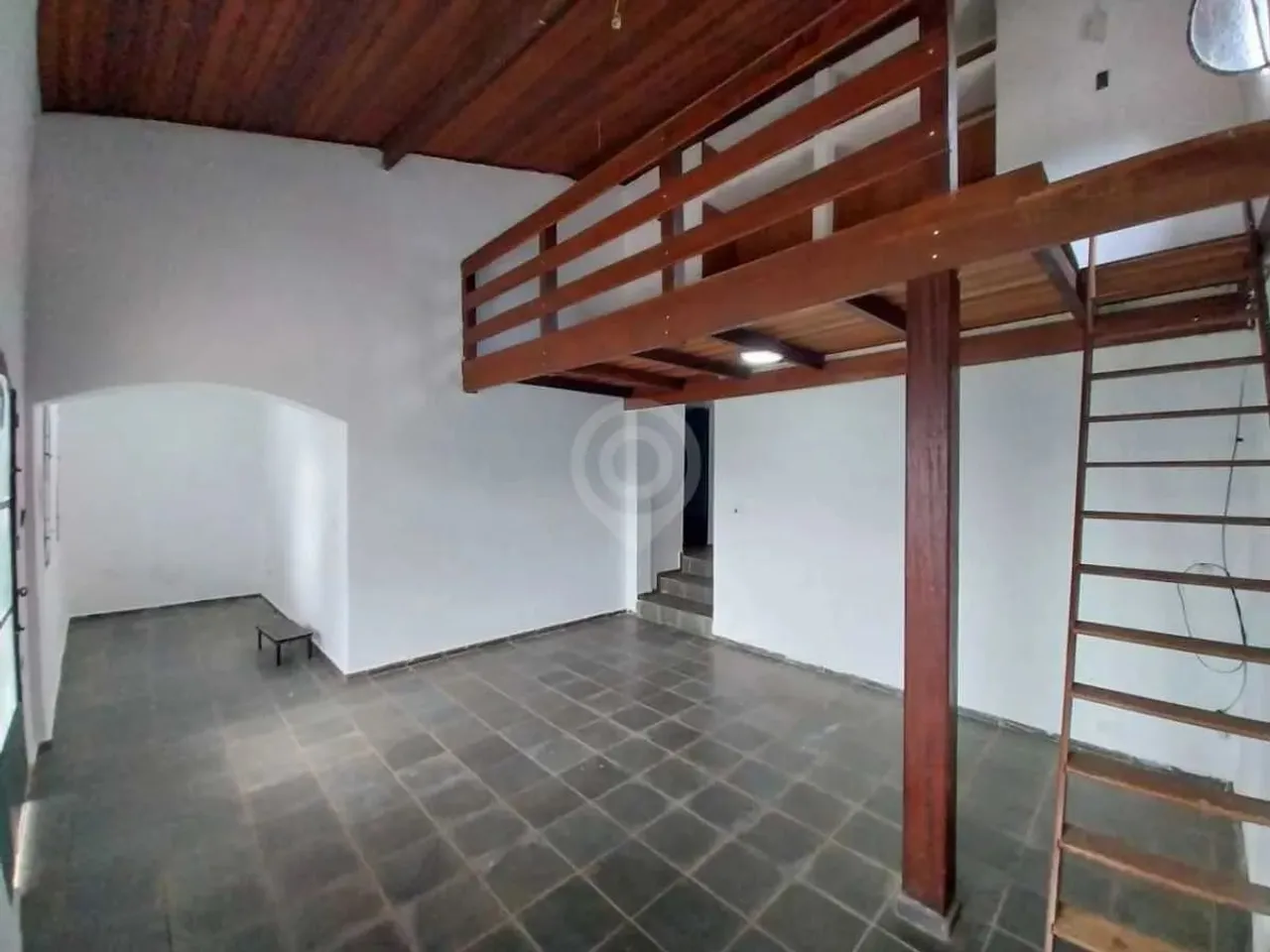 Casa de rua : / Residencial / Portal São Marcelo