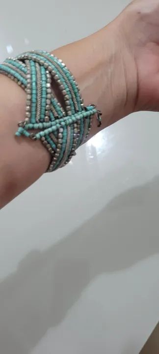 Pulseira turquesa com detalhes  pratiado - Foto 4