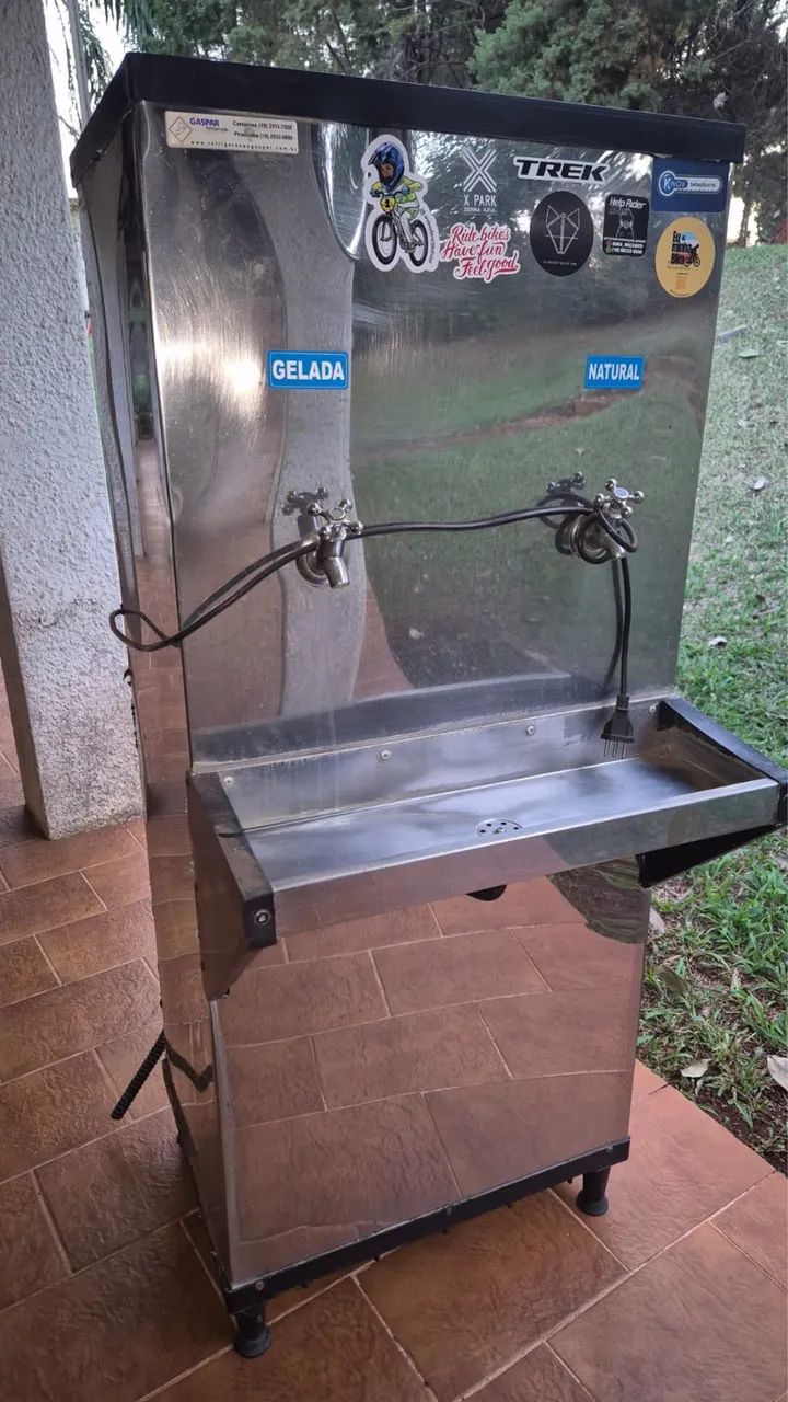 Bebedouro Industrial Knox 50 Litros com Boia e Filtro Inox KF05 220V