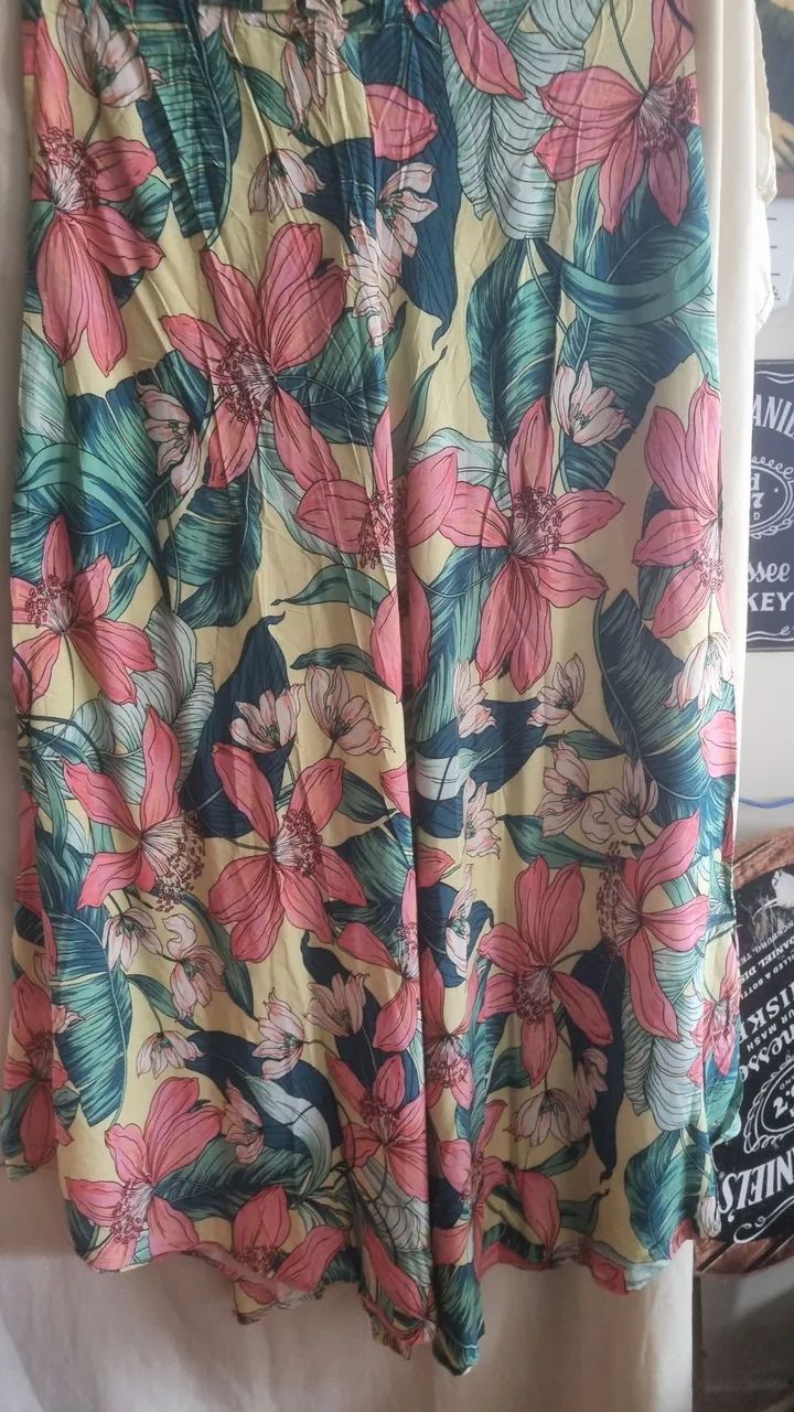 Calça pantalona midi viscose  T G estampada  - Foto 2