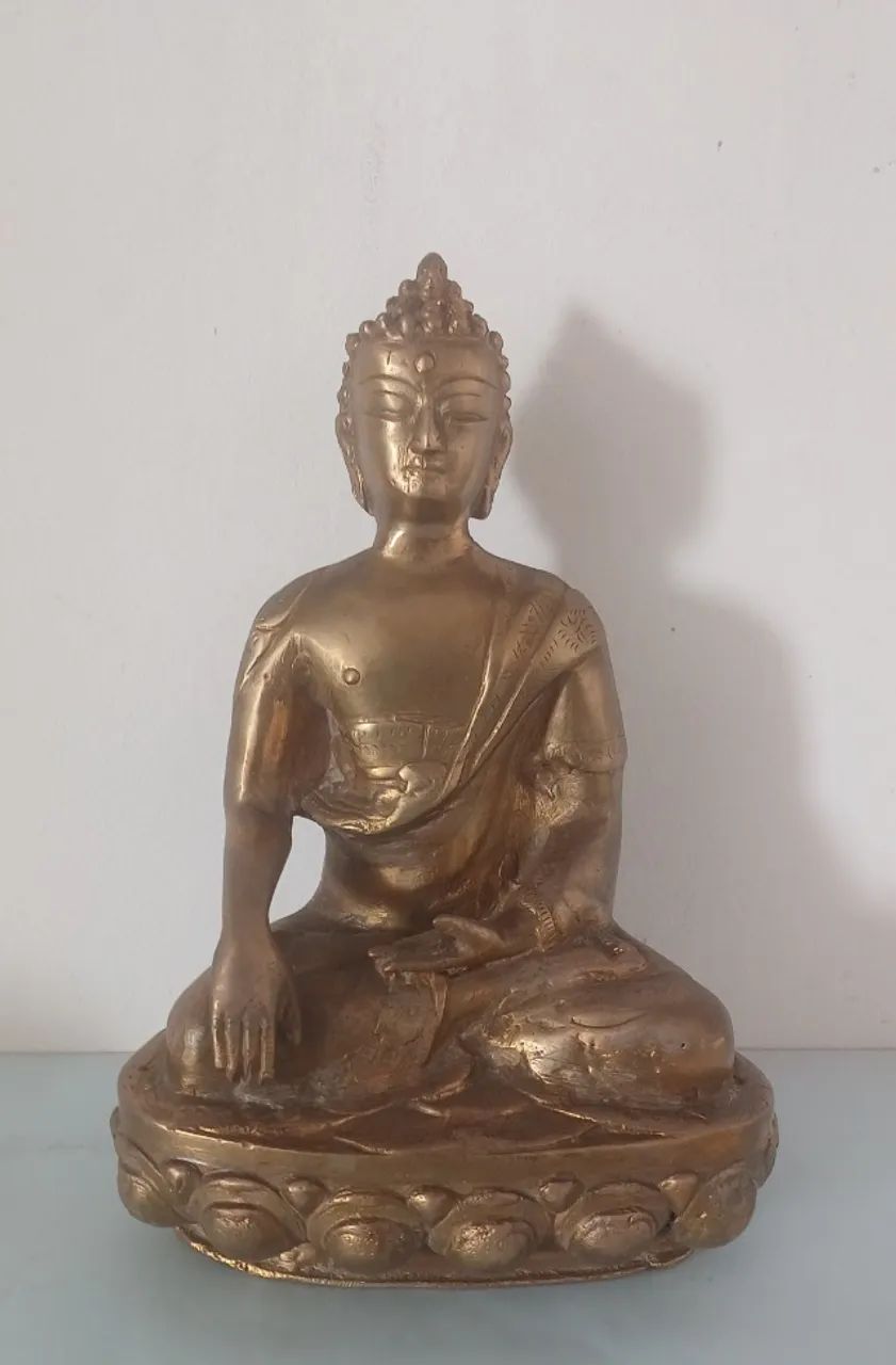 Escultura de bronze - Buda - 26 x 19 x 10 cm