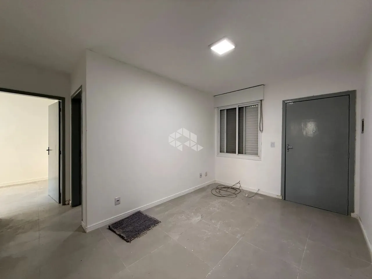 Apartamento de 2 dormitórios, no bairro Humaitá, em Porto Alegre.