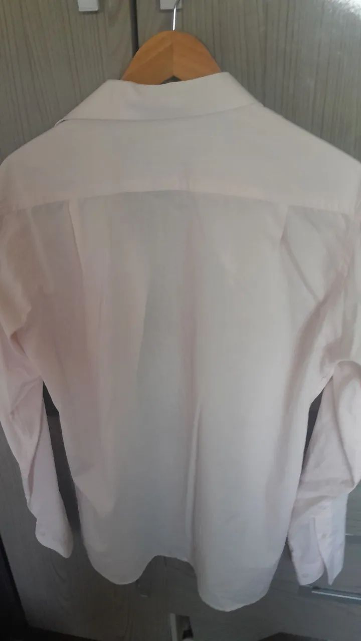 Camisa social clara  - Foto 3