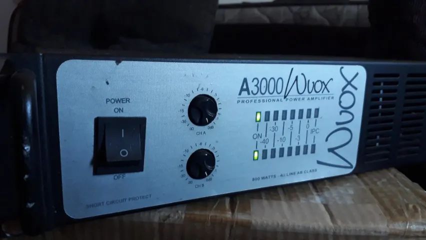 Amplificador 800rms - WVOX A3000 Machine ( Aceito Proposta pra Hoje)