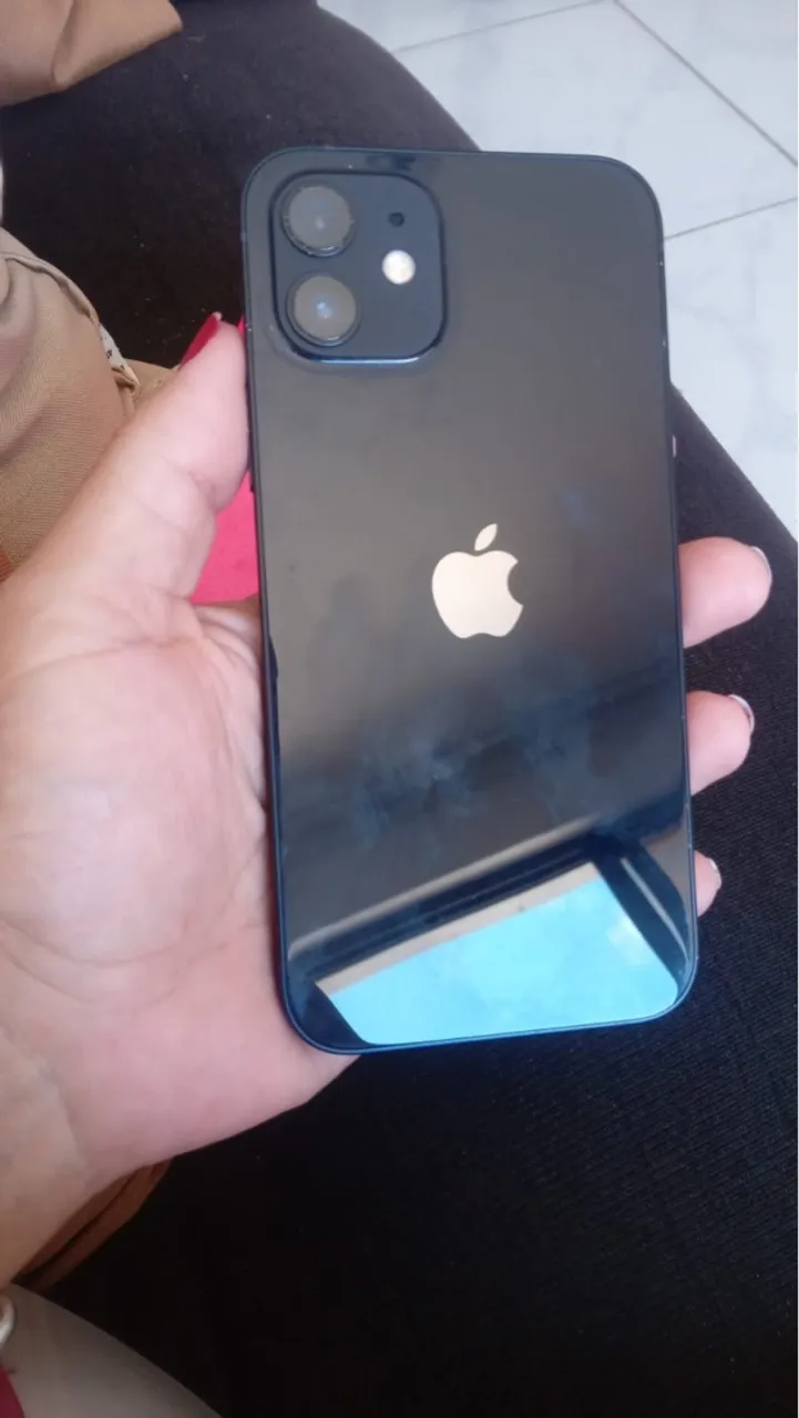 iPhone 12. 64 gb