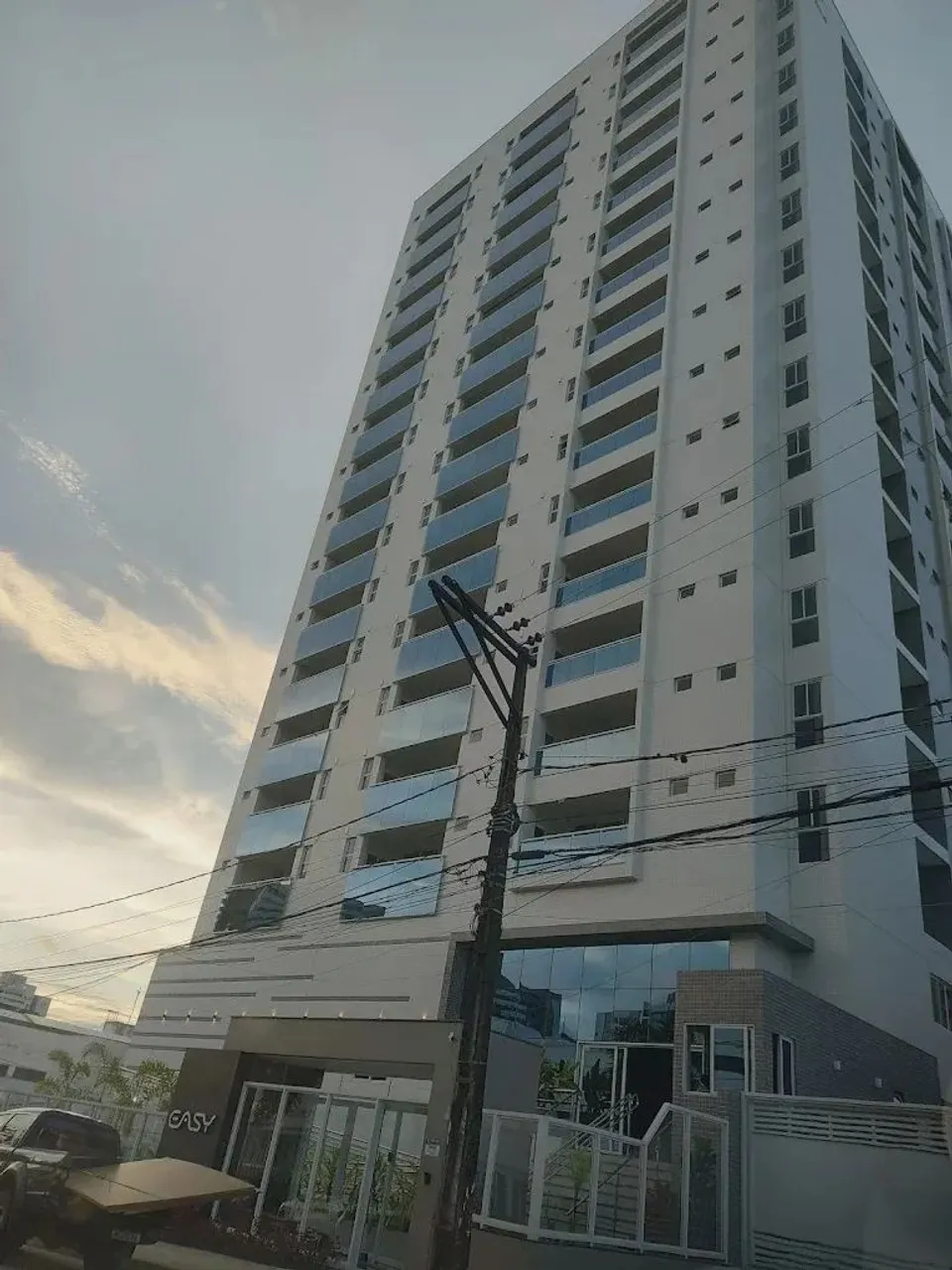 Imóvel para venda possui 48 metros quadrados com 1 quarto em Renascença - São Luís - MA