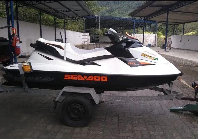 Jet Ski - Sea Doo - GTI 130 - 2010 - Foto 4