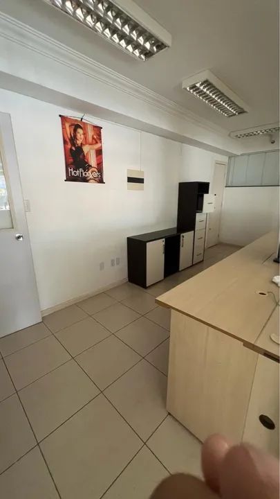 Sala comercial em Barreiros com 100mts 