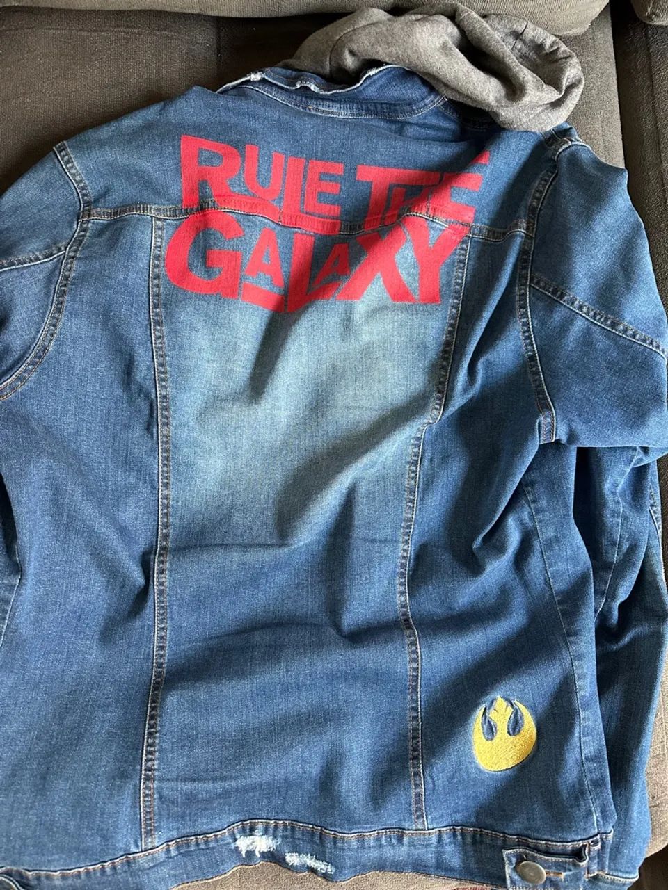 Jaqueta Jeans Star Wars com Capuz e Patches Studio Geek - Foto 2