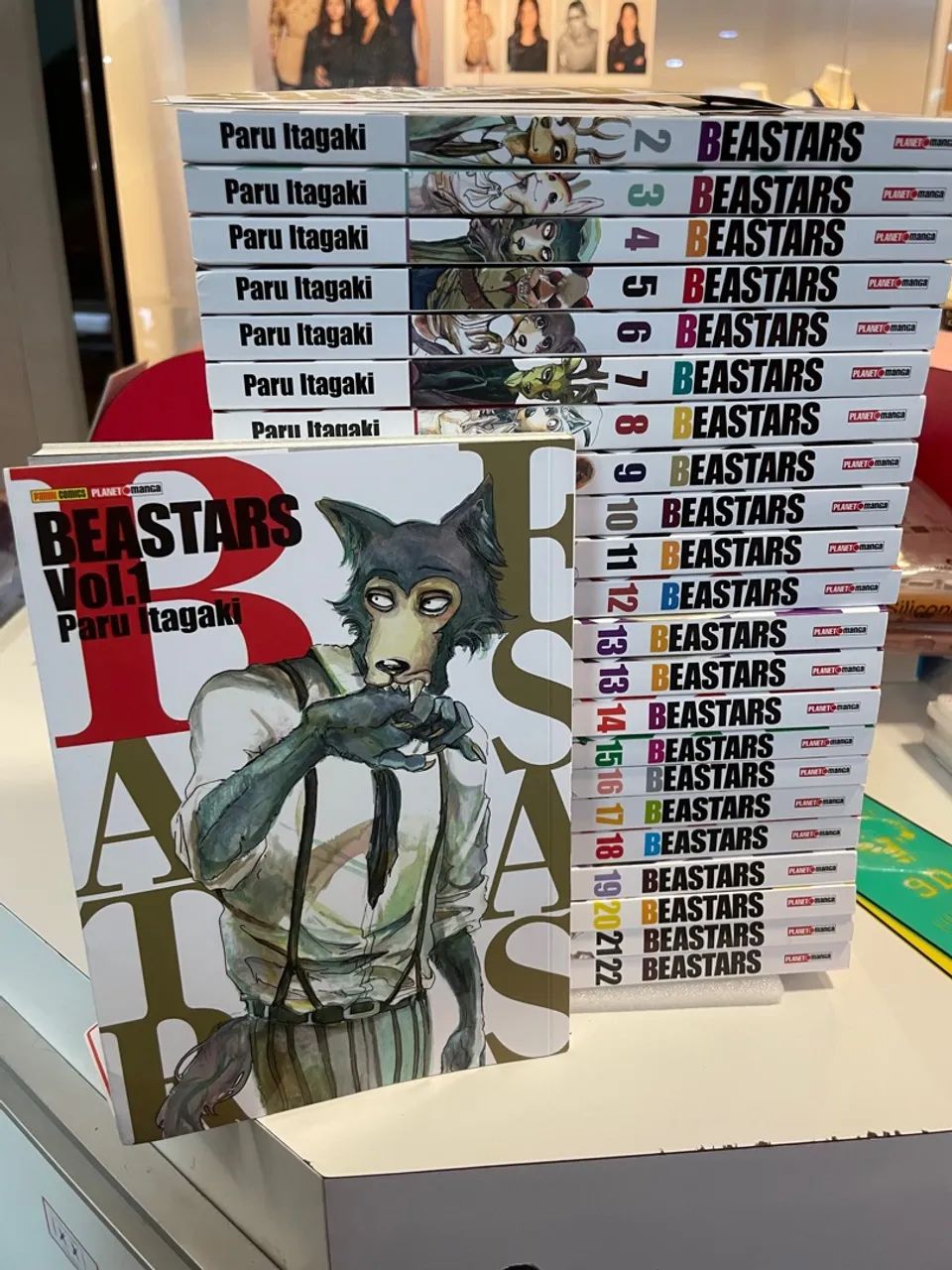 BEASTARS全22巻　BEAST COMPLEX1～4巻　計26冊　値下げ Amazon.co.jp: BEASTARS 全巻 1～22巻＋BEAST COMPLEX 計23冊