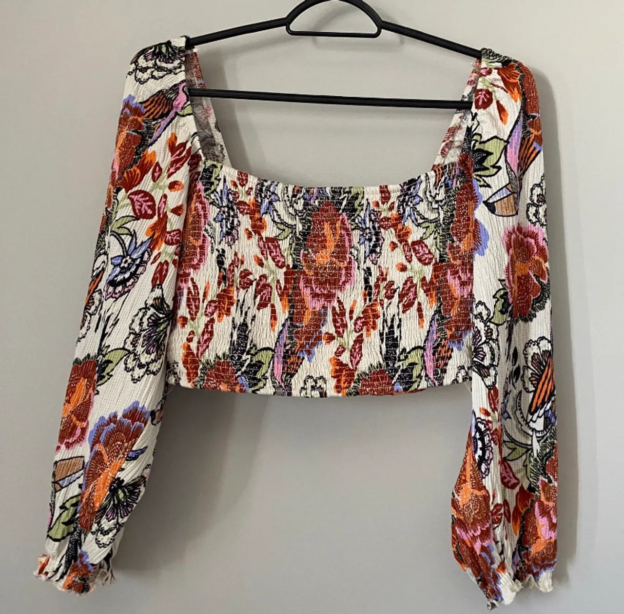 Blusa Cropped Manga Longa Floral