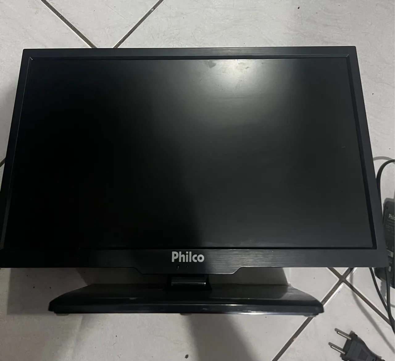 Monitor Philco *olhe a descrição*