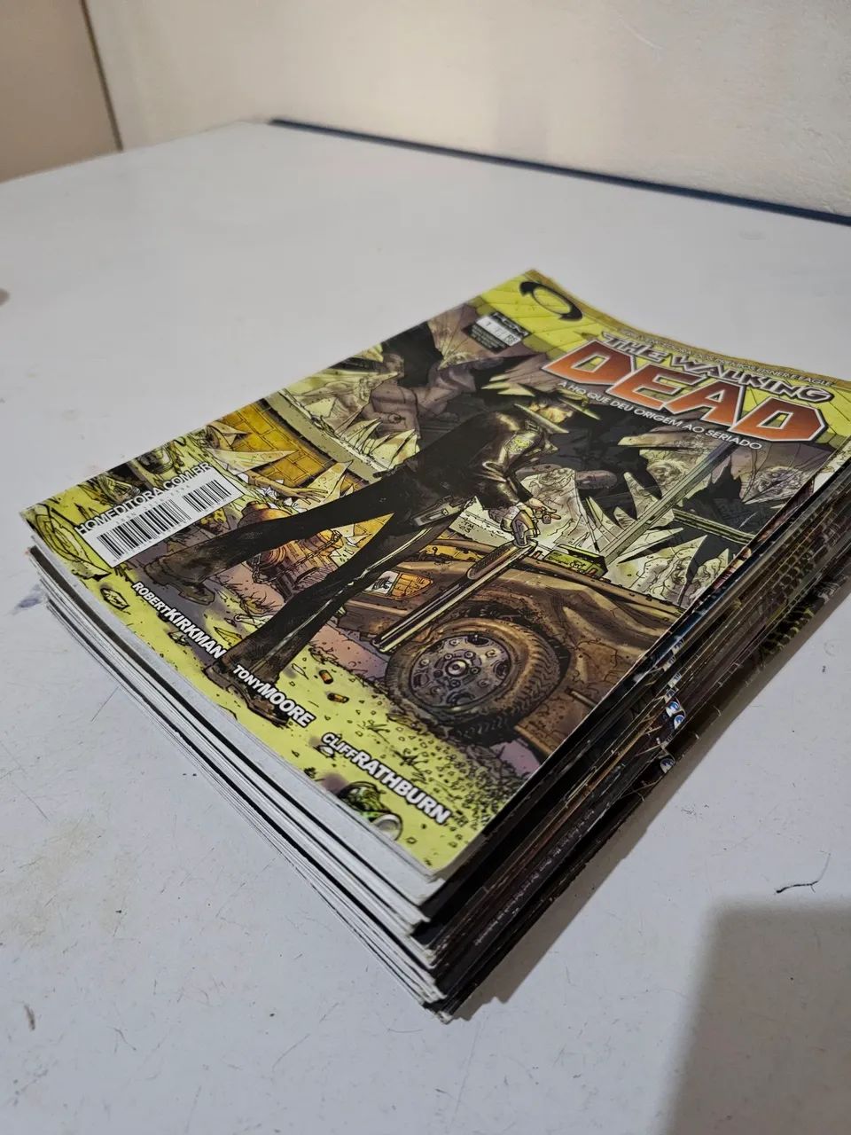 HQ The Walking Dead #1 - Foto 2