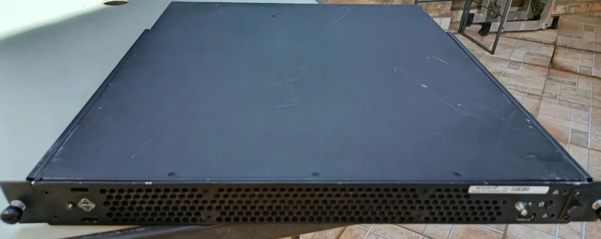 Servidor estilo Gaveta Supermicro C2sBMq - Core2Quad + 6GB RAM + 320GB HD + Placa de Video