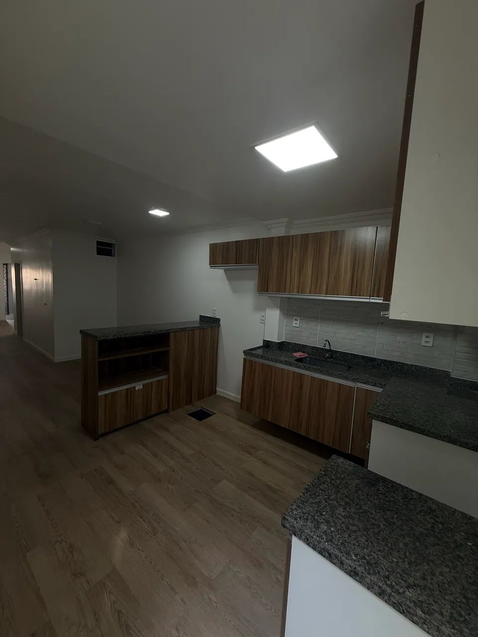 Casa 3 quartos com split e piso vinílico  - Foto 4