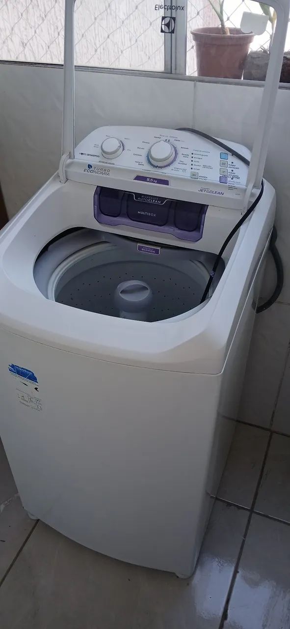 Máquina de Lavar Roupa Electrolux 8,5kg - Foto 2