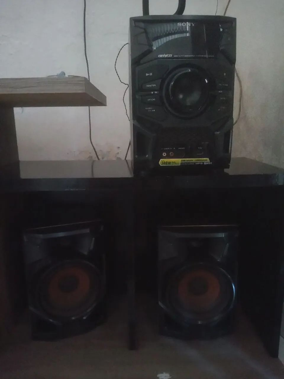 Som Sony com 2 caixas acústicas