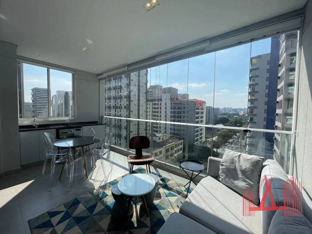 Apartamento Stúdio MOBILIADO para Locação com 1 dormitório, 1 vaga de garagem, com 45 m² -
