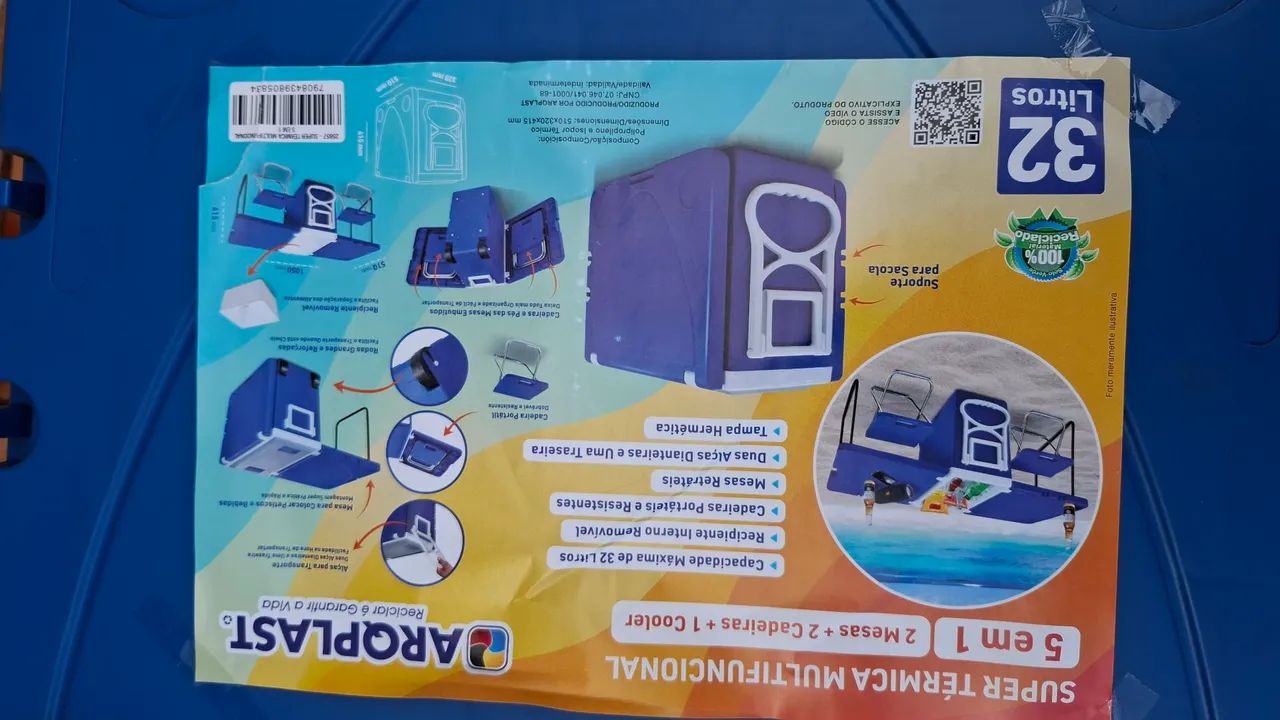 Super caixa térmica multifuncional,5 em 1,1 cooler de 32L,2 mesinhas,2 banquinhos - Foto 2