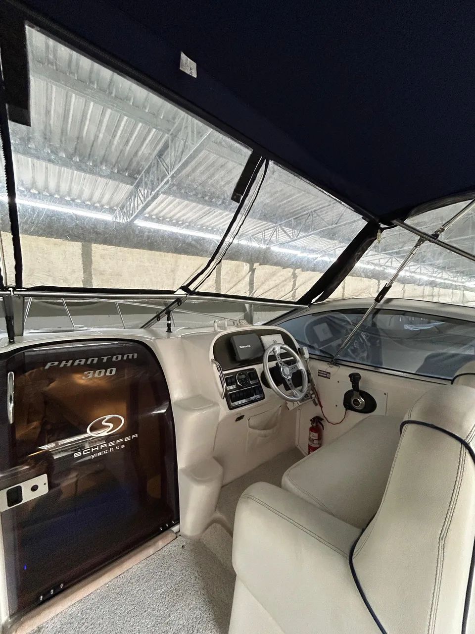 Lancha Schaefer Phantom 300 2013! OPORTUNIDADE Apenas 330hrs de uso!  - Foto 4