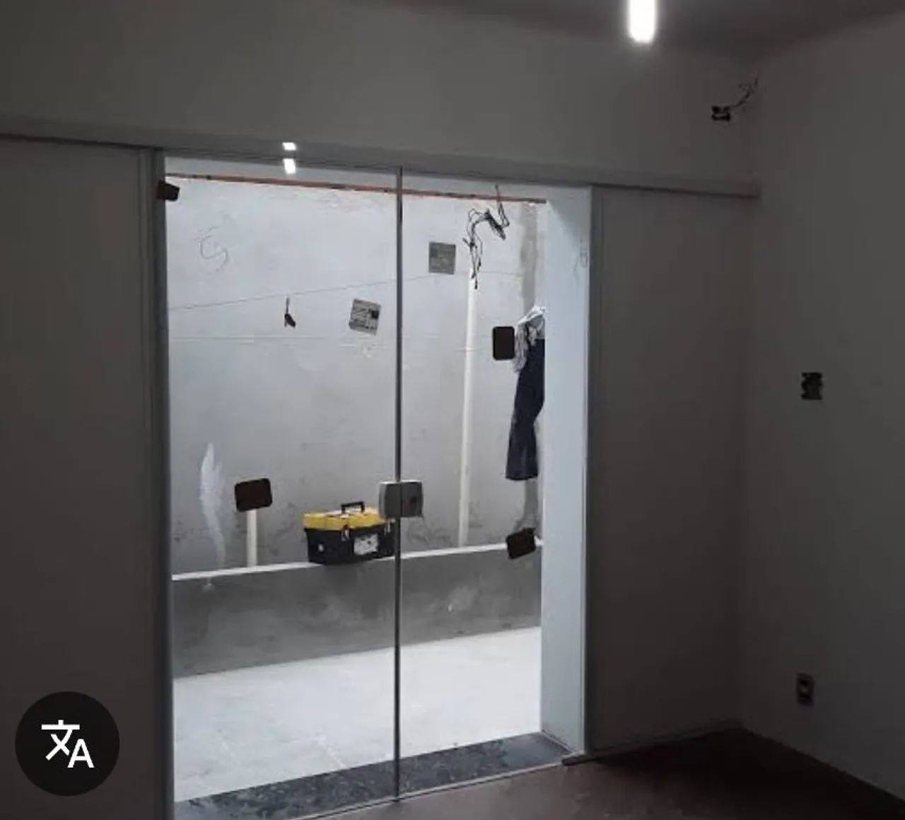 Porta blindex 2,45x1,30 COMPLETA R$950 OU R$500 SÓ OS VIDROS não entrego 