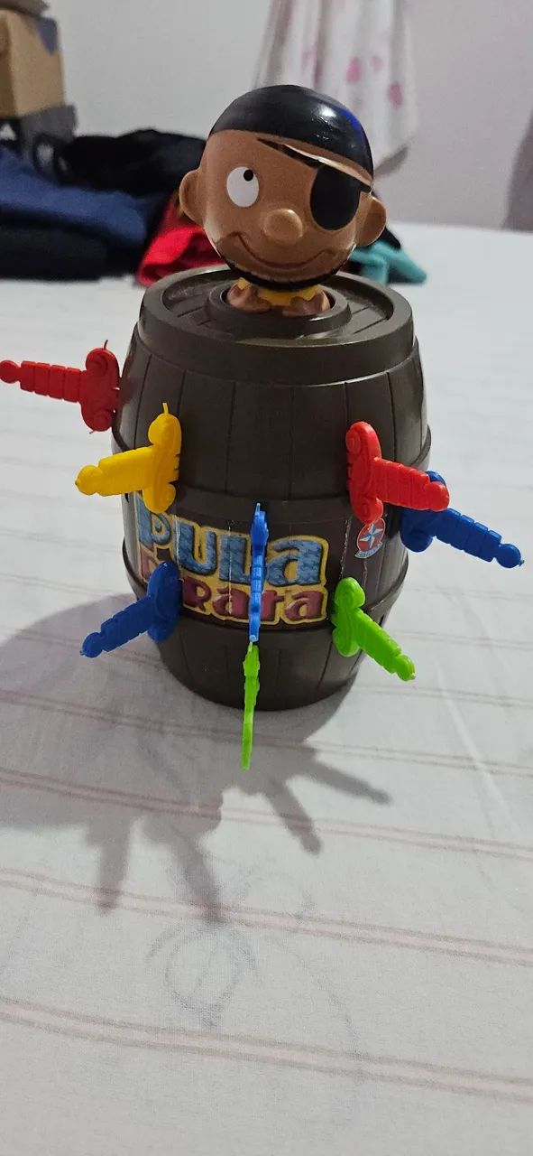Jogo Infantil Pula Pirata - Diversão Garantida!
