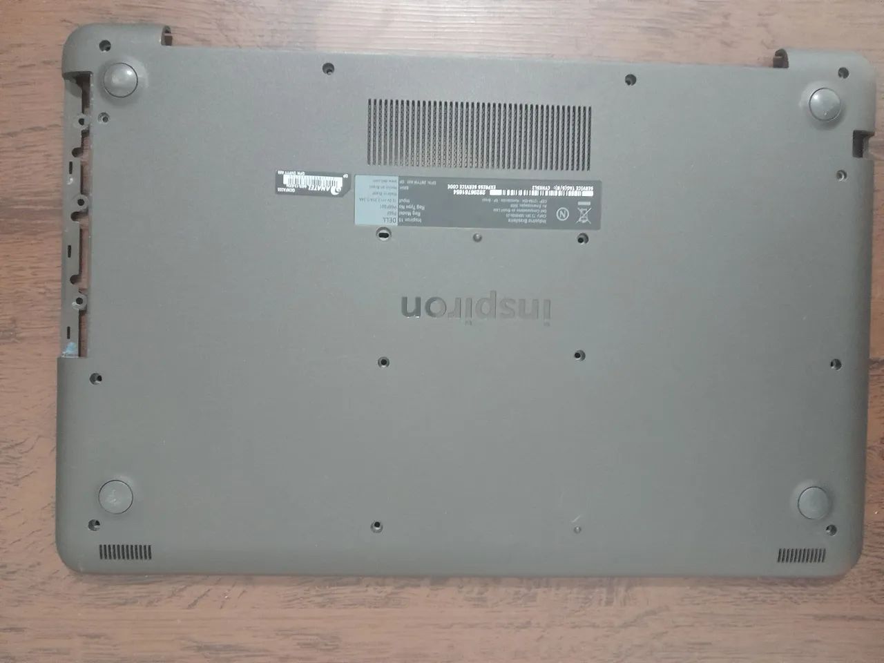 Base Inferior Dell Inspiron 5567