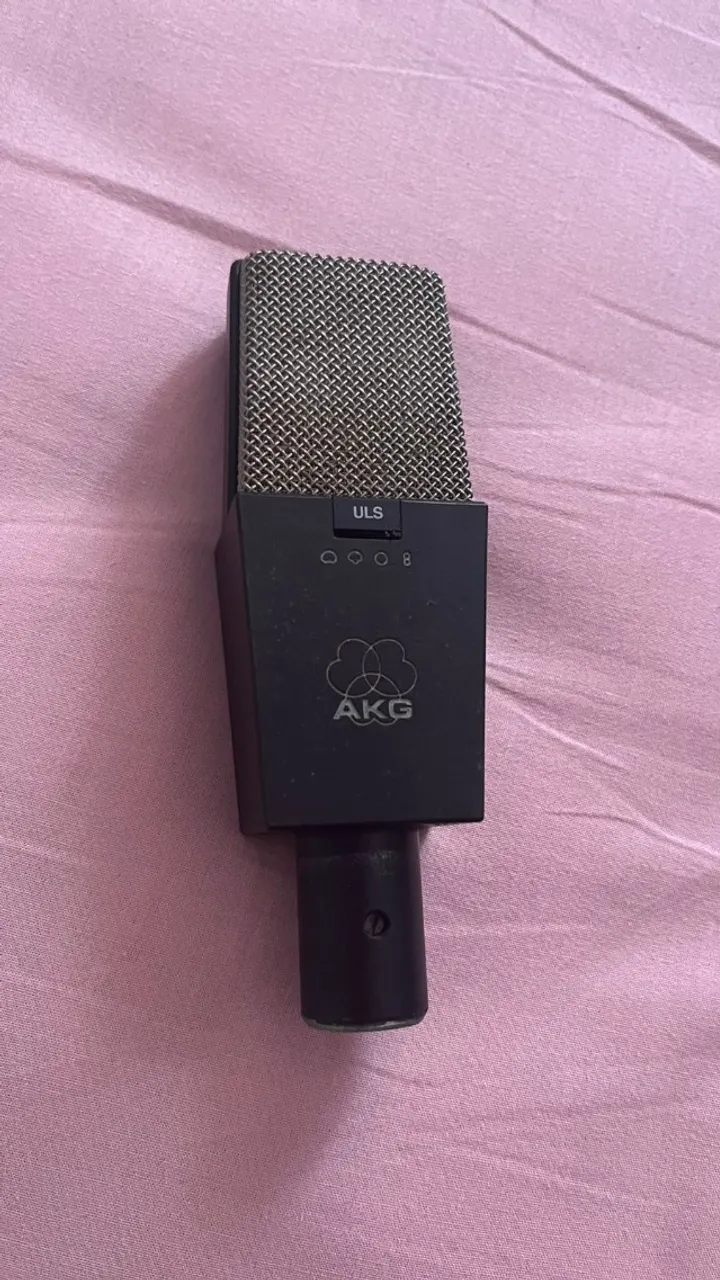 Microfone Estudio Akg C414 B-uls Condensador Cardioide