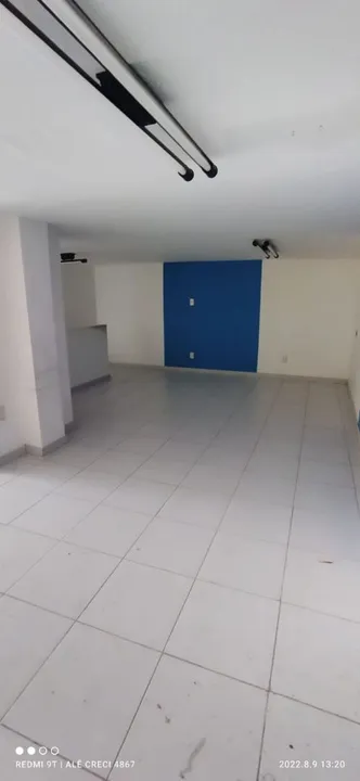 //Sala Comercial com 140 m2 no Centro