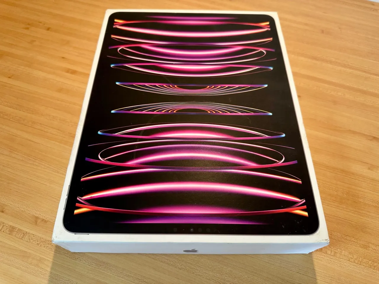 iPad Pro Apple, Tela 12.9", 1TB, Chip M2, Wi-Fi + Cellular