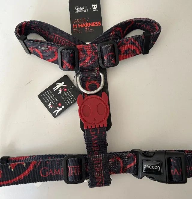 Peitoral H Targaryen Game of Thrones Zee Dog