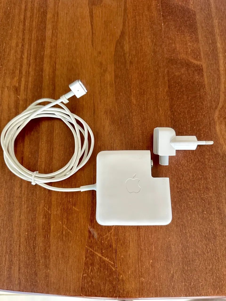 Fonte MagSafe 2 de 60W Original Apple, Semi-Nova - Foto 2