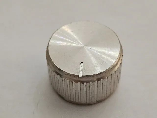 Knob Botão de Volume da Amplificador Gradiente LAB 75 Original - Foto 3